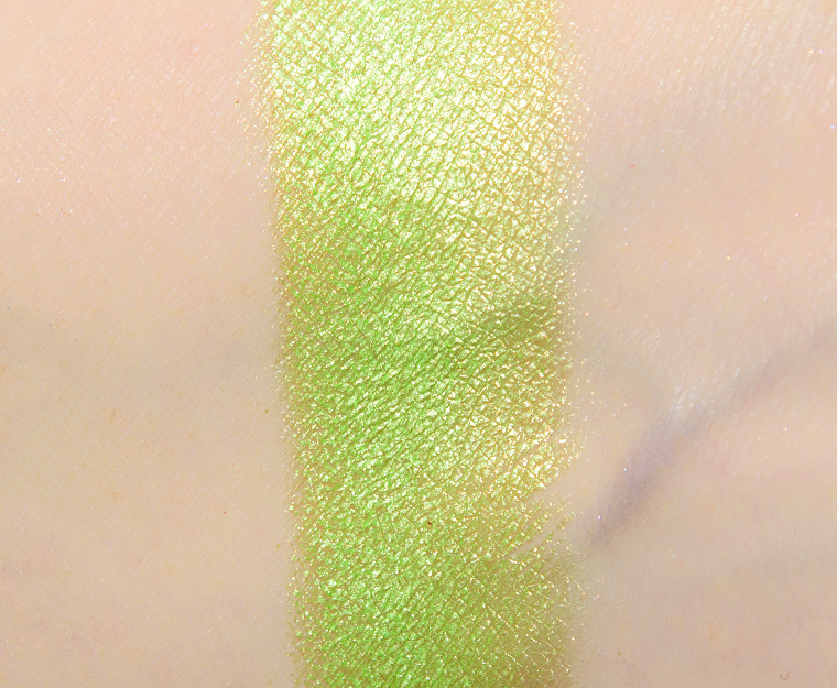 <p class="text-center">Lethal Cosmetics Vertex Pressed Powder Shadow</p>