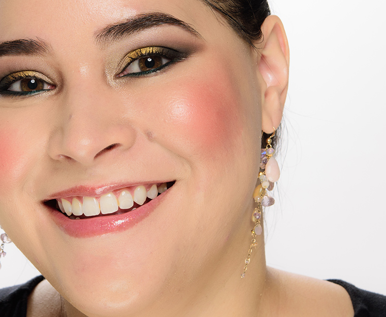 NABLA Cosmetics Independence Skin Glazing Highlighter Powder