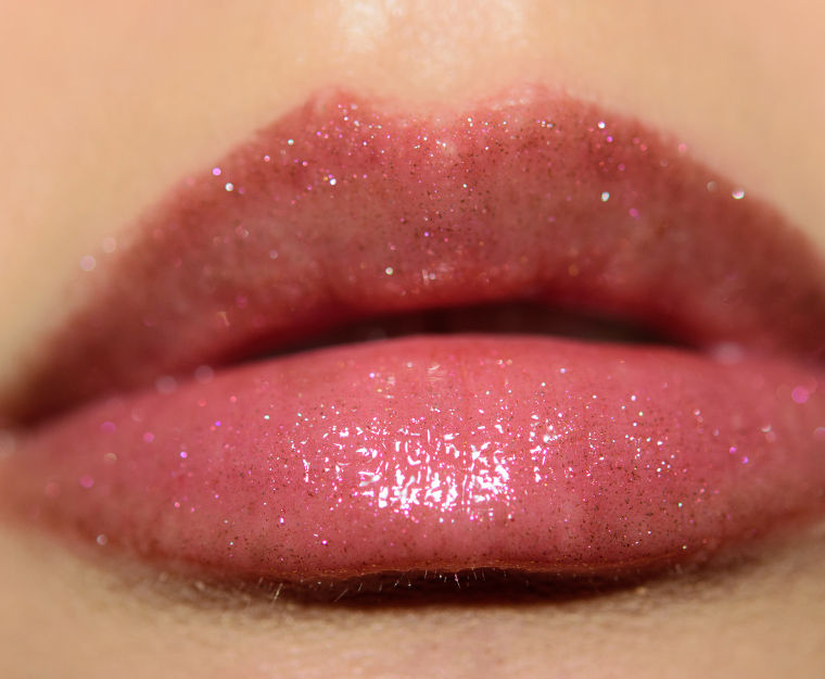 <p class="text-center">NABLA Cosmetics Toxic Love Shine Theory Lip Gloss</p>