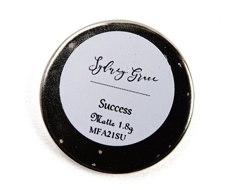 Sydney Grace Success Matte Shadow