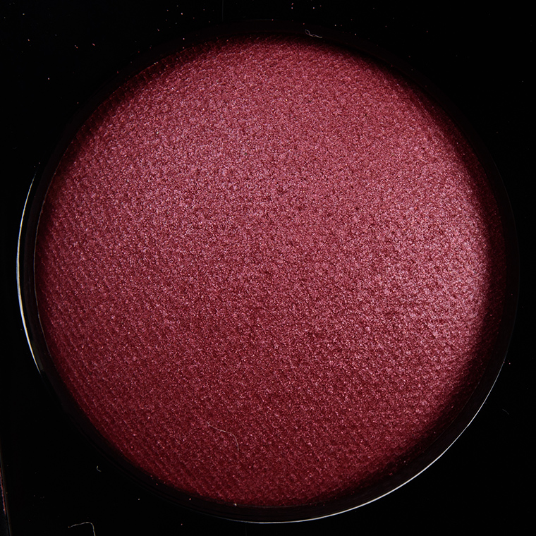 <p class="text-center">Chanel Candeur et Provocation #3 Multi-Effect Eyeshadow</p>