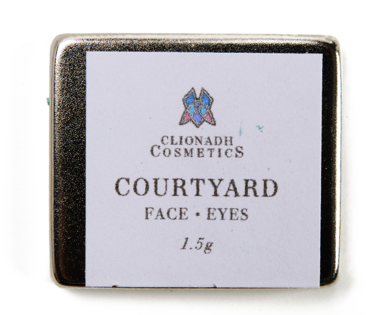 Clionadh Courtyard Vibrant Multichrome Eyeshadow