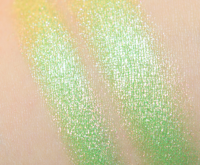 Clionadh Courtyard Vibrant Multichrome Eyeshadow