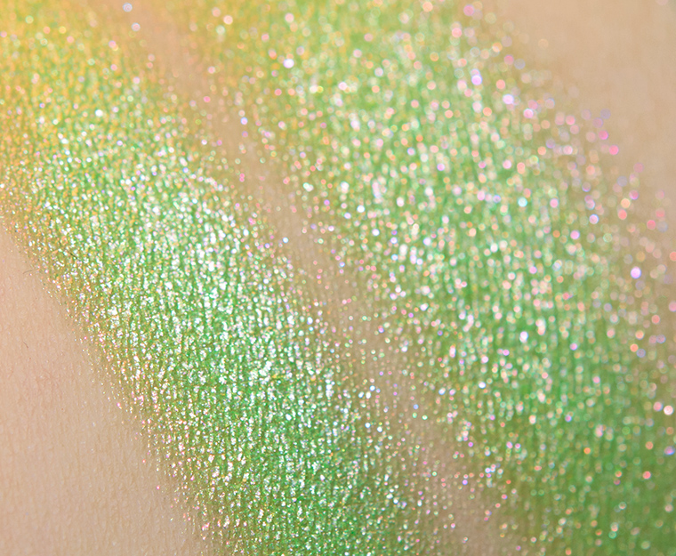 Clionadh Courtyard Vibrant Multichrome Eyeshadow