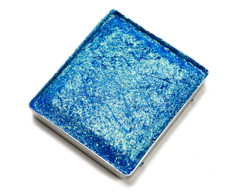 Clionadh Crown Jewel Vibrant Multichrome Eyeshadow