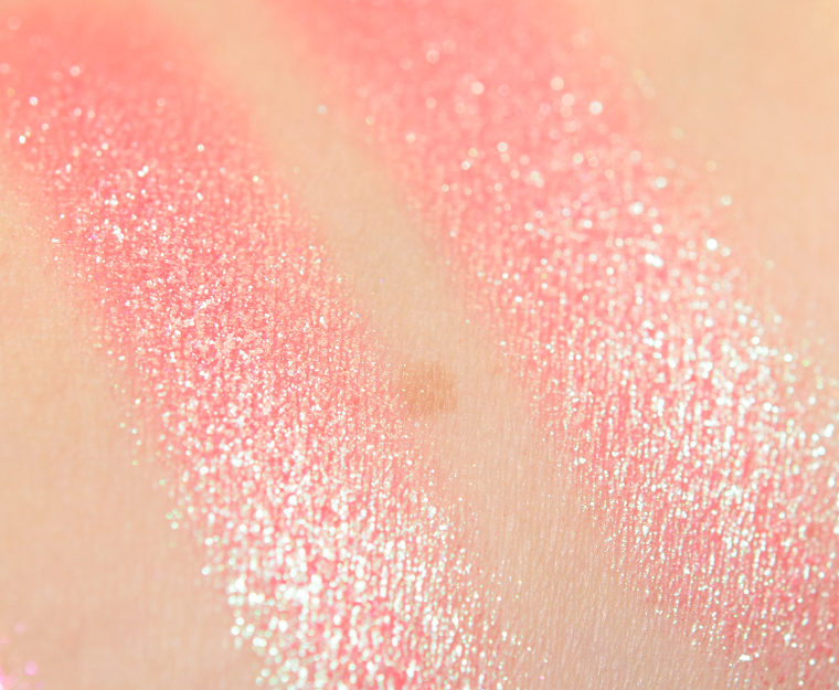 Clionadh Emboss Glitter Multichrome Eyeshadow