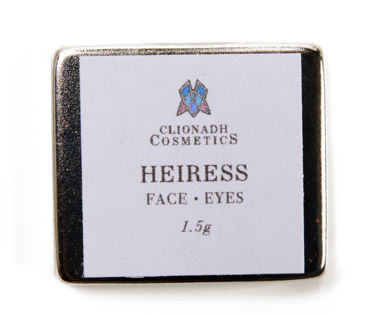 Clionadh Heiress Hybrid Multichrome Eyeshadow