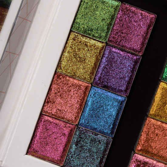 Clionadh Hybrid Multichrome Eyeshadow