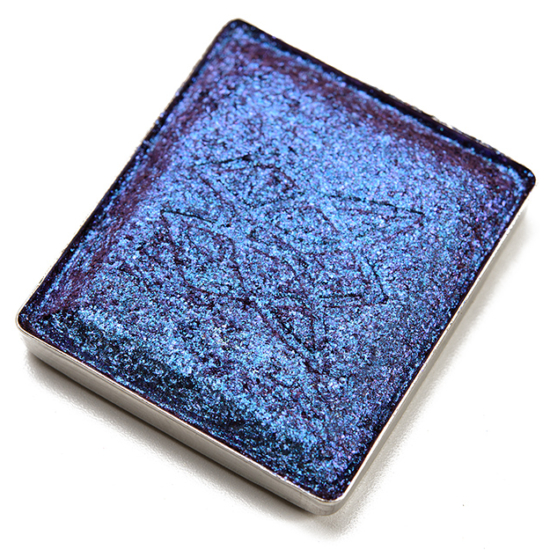 Clionadh Tapestry Hybrid Multichrome Eyeshadow