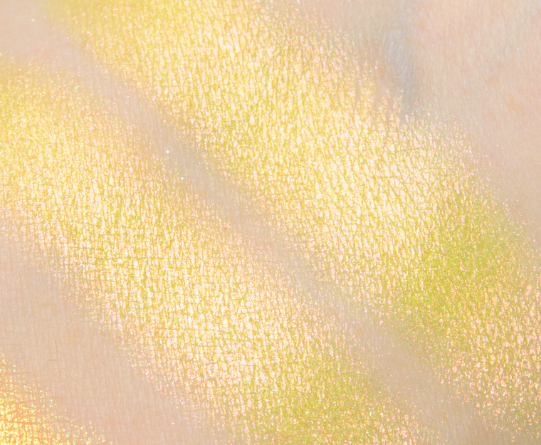 Clionadh Throne Vibrant Multichrome Eyeshadow