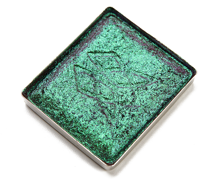 Clionadh Verte Deep Iridescent Multichrome Eyeshadow