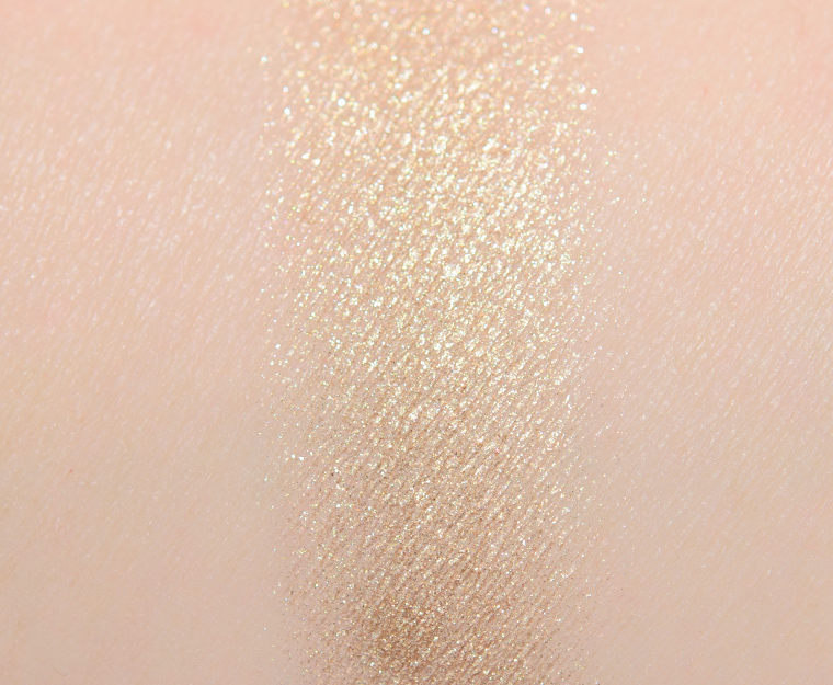 <p class="text-center">Dior Denim #3 High Colour Eyeshadow</p>