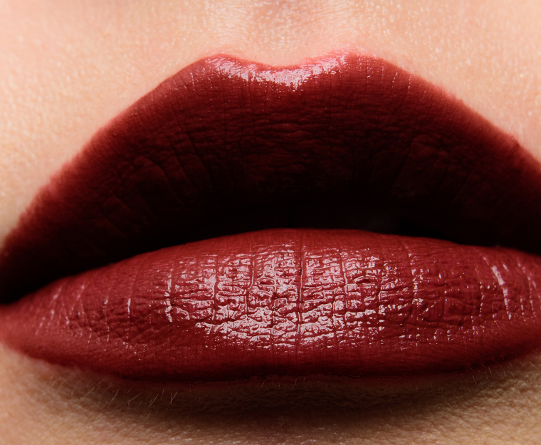 Giorgio Armani Doge (210) Lip Maestro