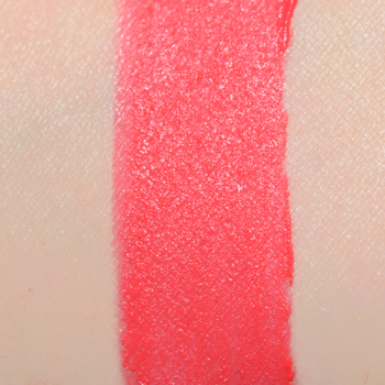 MAC Escandalo Powder Kiss Liquid Lipcolour