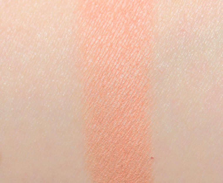 <p class="text-center">MAC Strike a Pose Powder Kiss Soft Matte Eyeshadow</p>