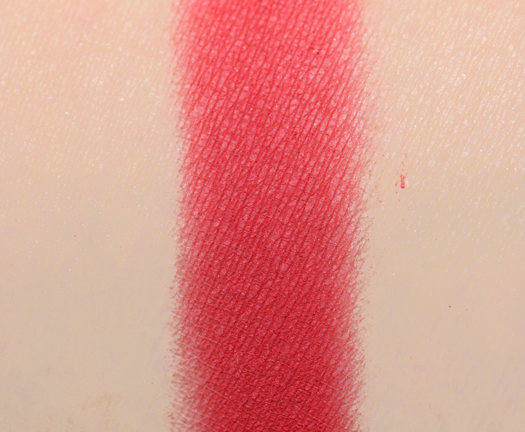 <p class="text-center">MAC Werk Werk Werk Powder Kiss Soft Matte Eyeshadow</p>