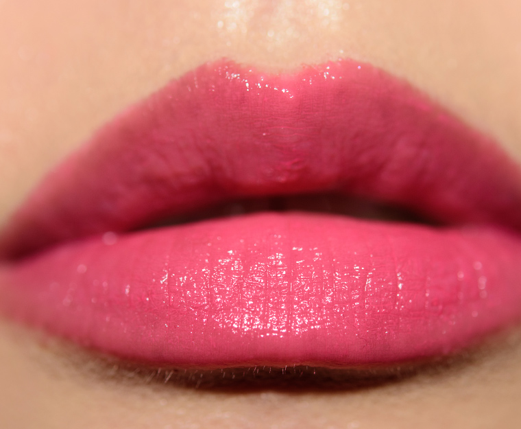 <p class="text-center">Pat McGrath Boudoir Rose Divinyl Lip Shine</p>