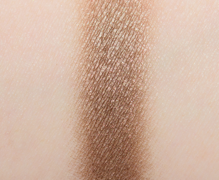 <p class="text-center">Tom Ford Beauty Visionaire #4 Eye Color</p>