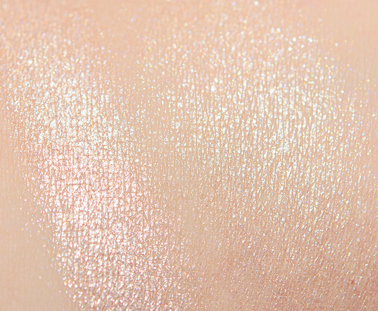 Clionadh Eadon Powder Highlighter