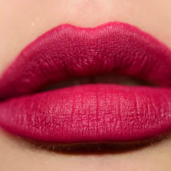 Fenty Beauty Underrated Stunna Lip Paint Longwear Fluid Lip Color