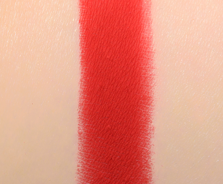 <p class="text-center">Give Me Glow Chili Pepper Matte Pressed Pigment</p>