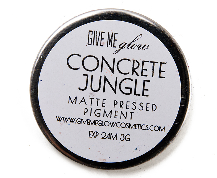 Give Me Glow Concrete Jungle Matte Pressed Shadow