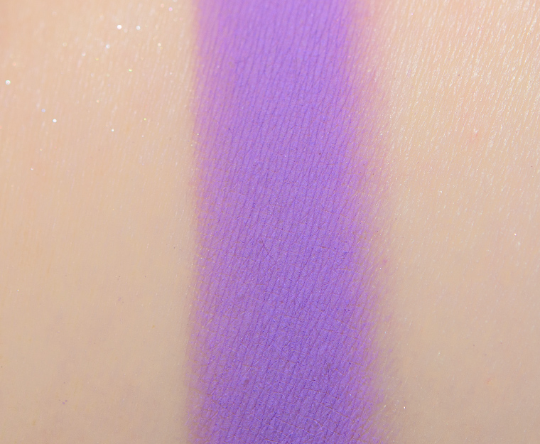 <p class="text-center">Give Me Glow Electric Purple Matte Pressed Shadow</p>