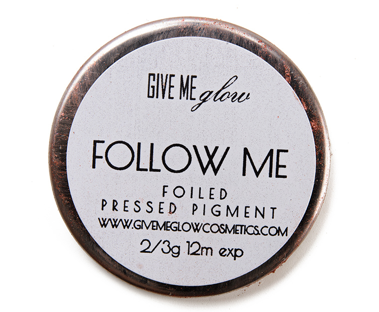 Give Me Glow Follow Me Foiled Pressed Shadow
