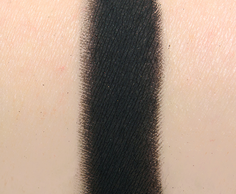 <p class="text-center">Give Me Glow Leggings Matte Pressed Shadow</p>
