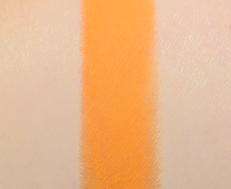 <p class="text-center">Give Me Glow Mango Margarita Matte Pressed Shadow</p>