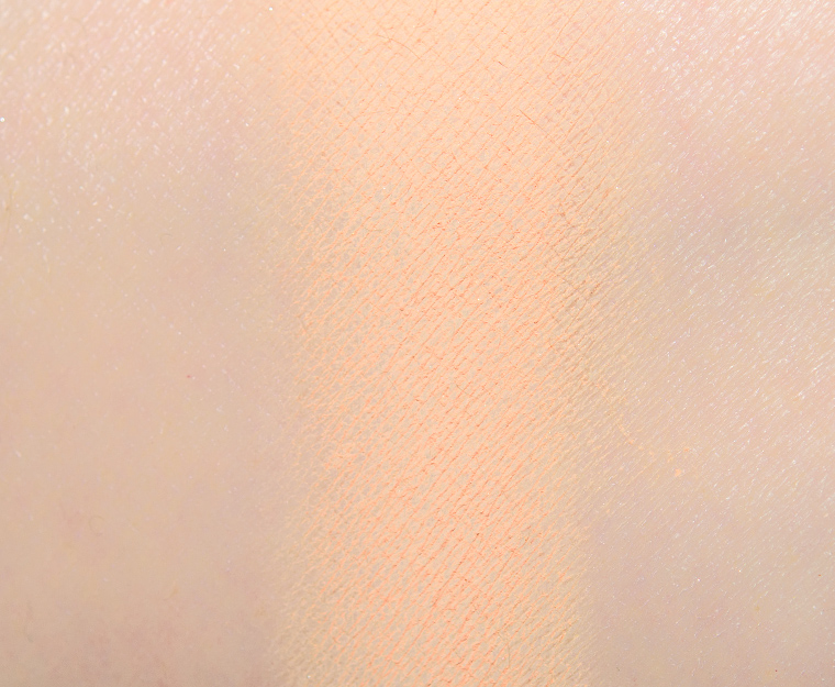 <p class="text-center">Give Me Glow Mild Matte Pressed Shadow</p>