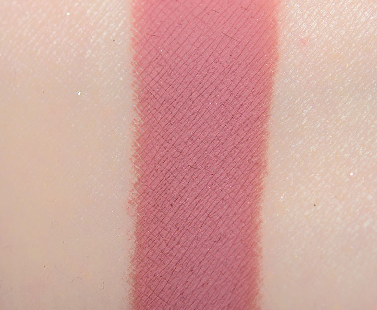 <p class="text-center">Give Me Glow Rose Quartz Matte Pressed Shadow</p>