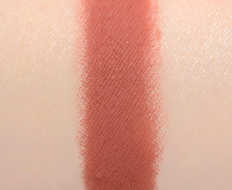<p class="text-center">Give Me Glow Smells Like Teen Spirit Matte Pressed Pigment</p>