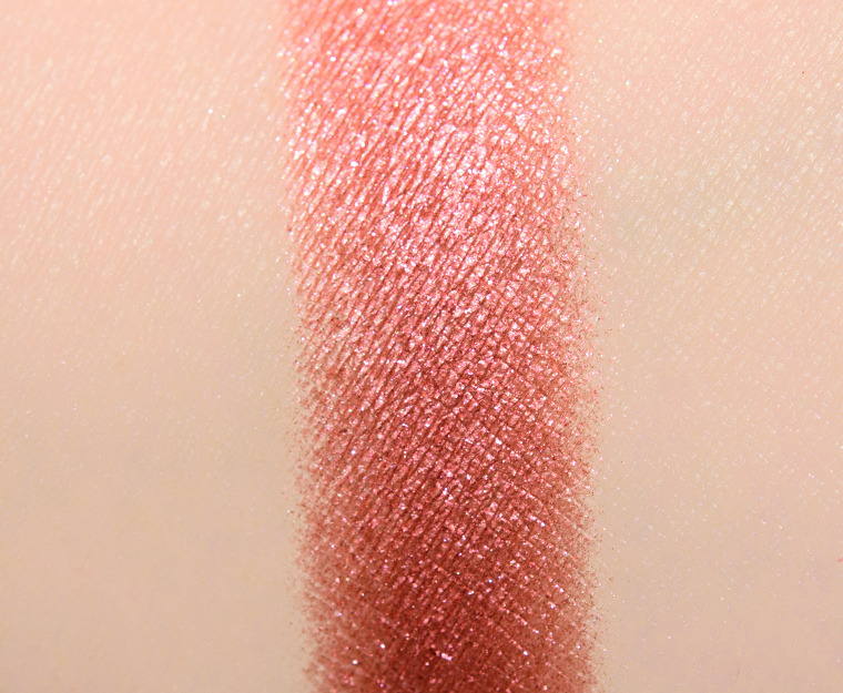 <p class="text-center">Huda Beauty Purple Haze #1 Eyeshadow</p>