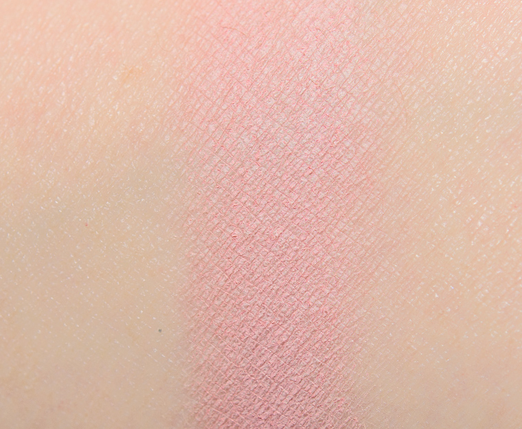 <p class="text-center">Huda Beauty Purple Haze #8 Eyeshadow</p>