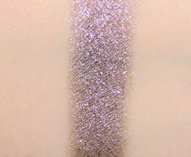 <p class="text-center">Huda Beauty Purple Haze #9 Eyeshadow</p>