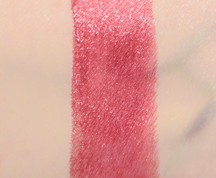 <p class="text-center">Rare Beauty Compliment With Gratitude Dewy Lip Balm</p>