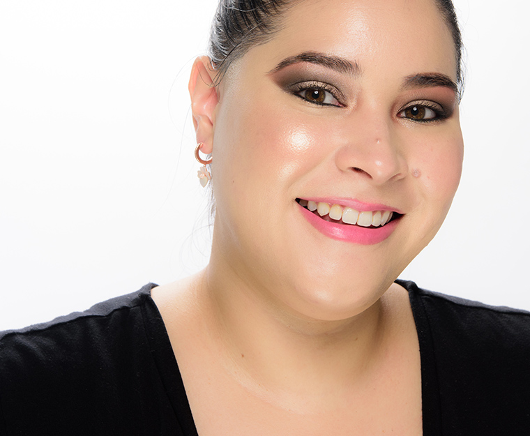 Rare Beauty Flaunt Positive Light Liquid Luminizer Highlight