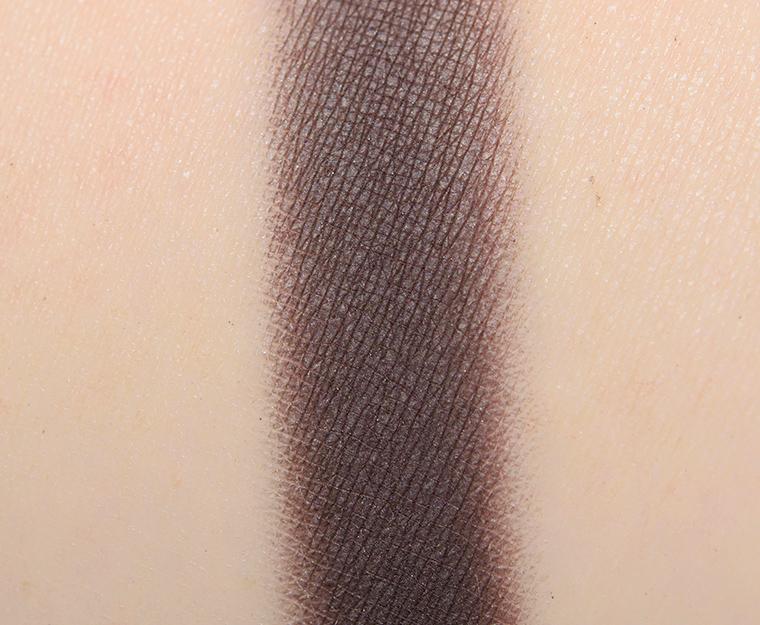 <p class="text-center">ColourPop Lounge Pressed Powder Shadow</p>