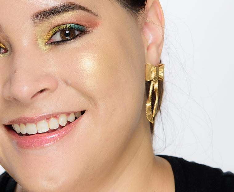 Dior Gold Gold Backstage Glow Face Strobe Powder