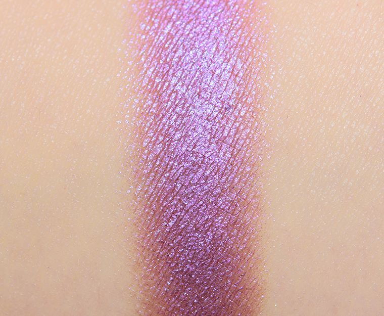 <p class="text-center">Fenty Beauty Violet Vibez Eyeshadow</p>