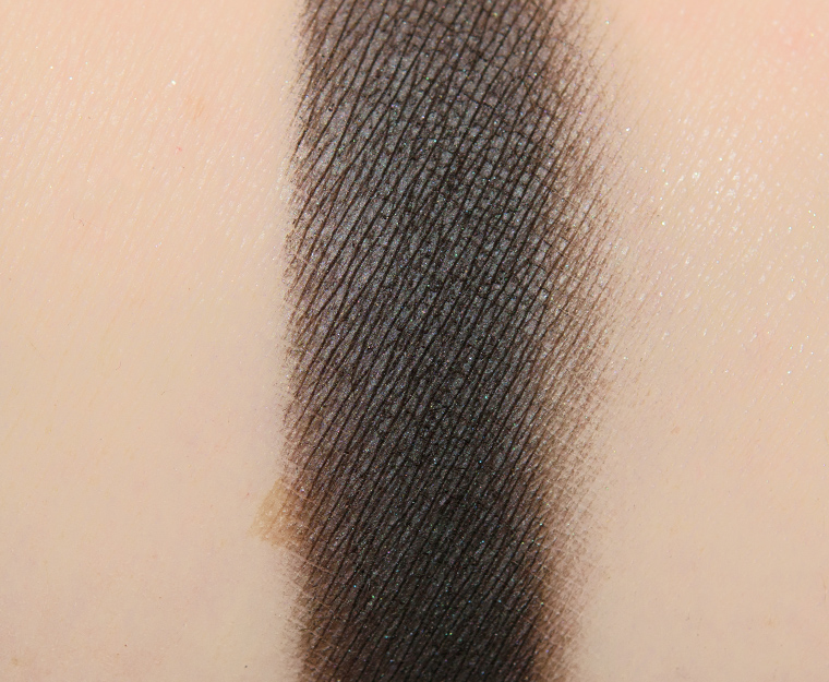 <p class="text-center">LORAC Jet Black Pro Eyeshadow (2020)</p>