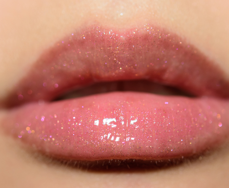 <p class="text-center">MAC Break the Ice Lipglass</p>