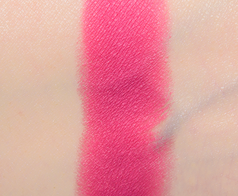 <p class="text-center">Pat McGrath Rose Rebellion EYEdols Eyeshadow</p>
