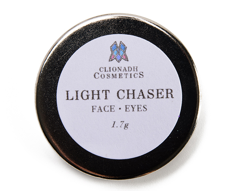 Clionadh Light Chaser Metallic Eyeshadow