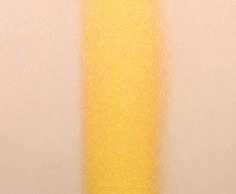<p class="text-center">ColourPop Bonus Points Pressed Powder Shadow</p>