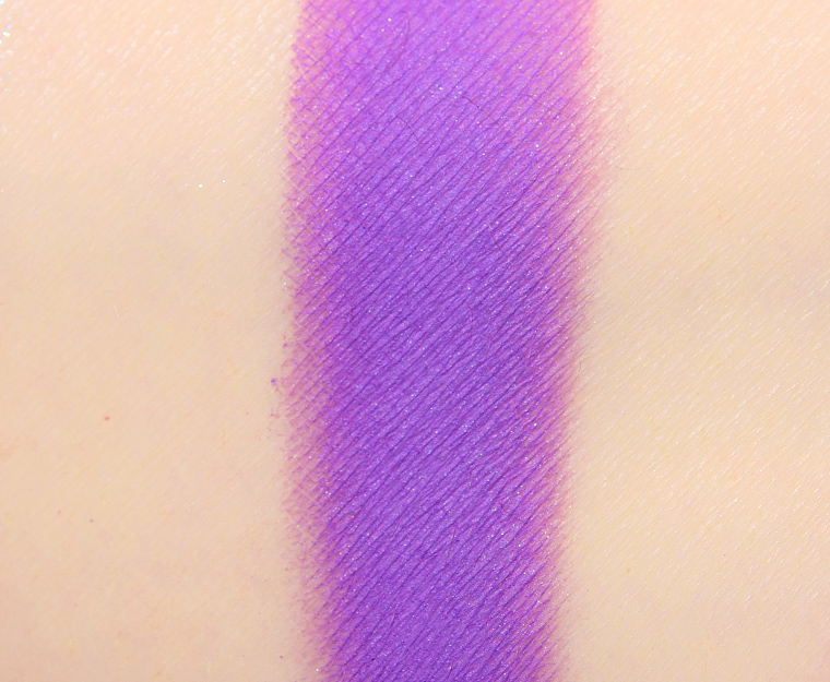 <p class="text-center">ColourPop Majestic Pressed Powder Pigment</p>