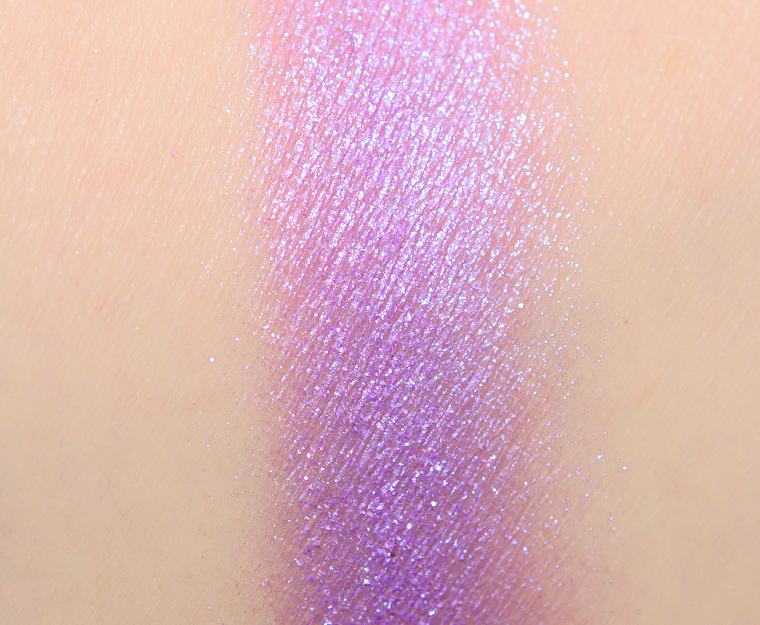 <p class="text-center">ColourPop Nouveau (Fade Into Hue) Pressed Powder Shadow</p>