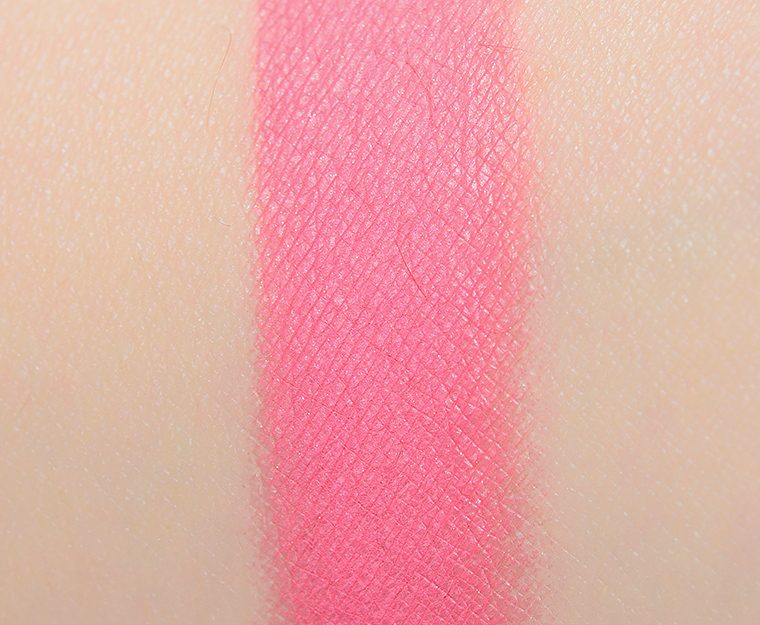 <p class="text-center">ColourPop Pillow Mint Pressed Powder Pigment</p>