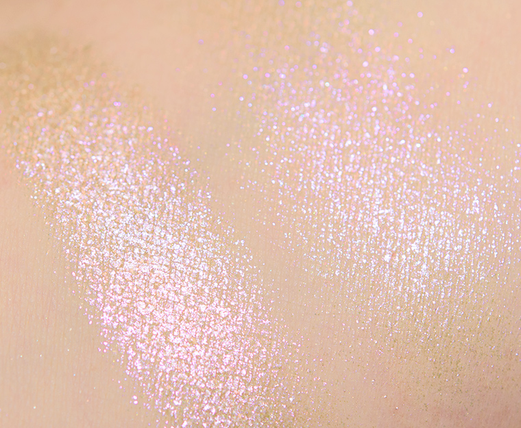 JD Glow Chaos Pressed Powder Illuminator
